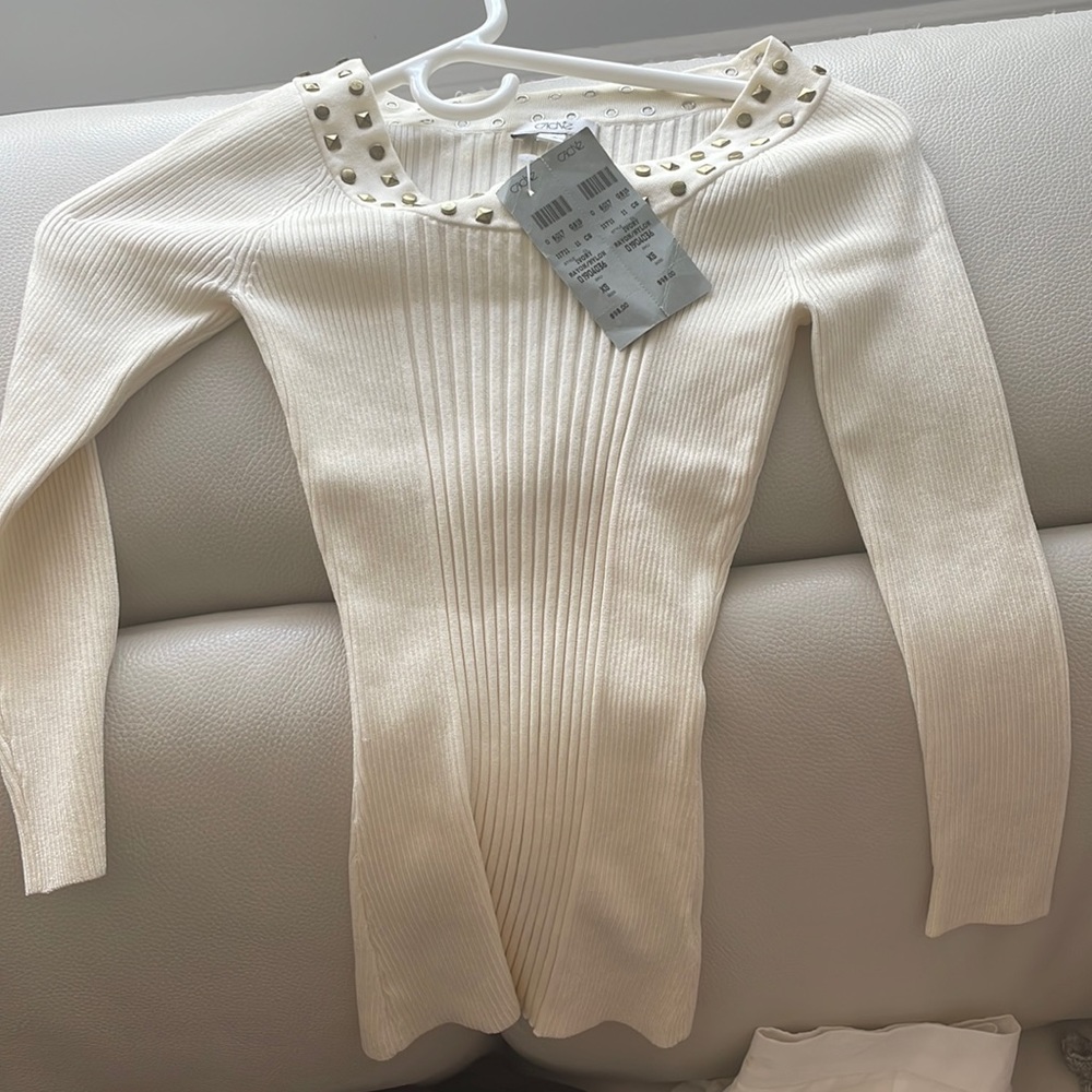 Cache cream sweater